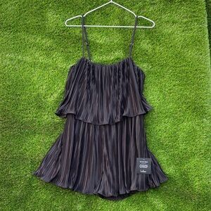 Lulus Sleeveless Satin Plisse Romper Size Medium NWT